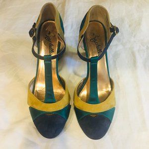 Anthropologie Shoes size 8